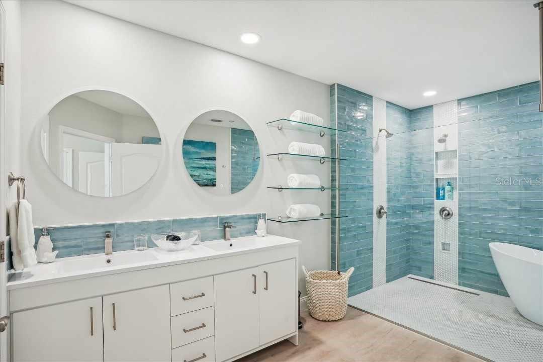 145 BRIGHTWATER DR #2, CLEARWATER, FL — photo 52