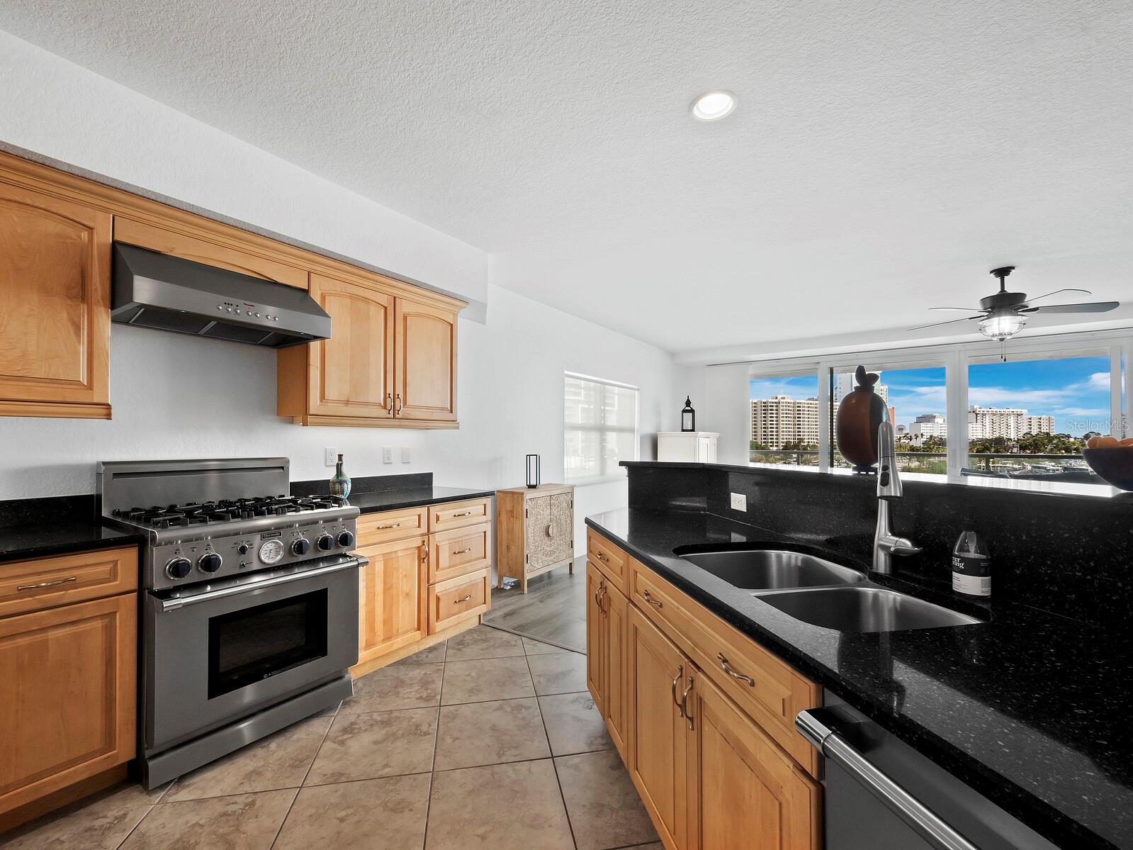 650 GOLDEN GATE PT #401, SARASOTA, FL — photo 15