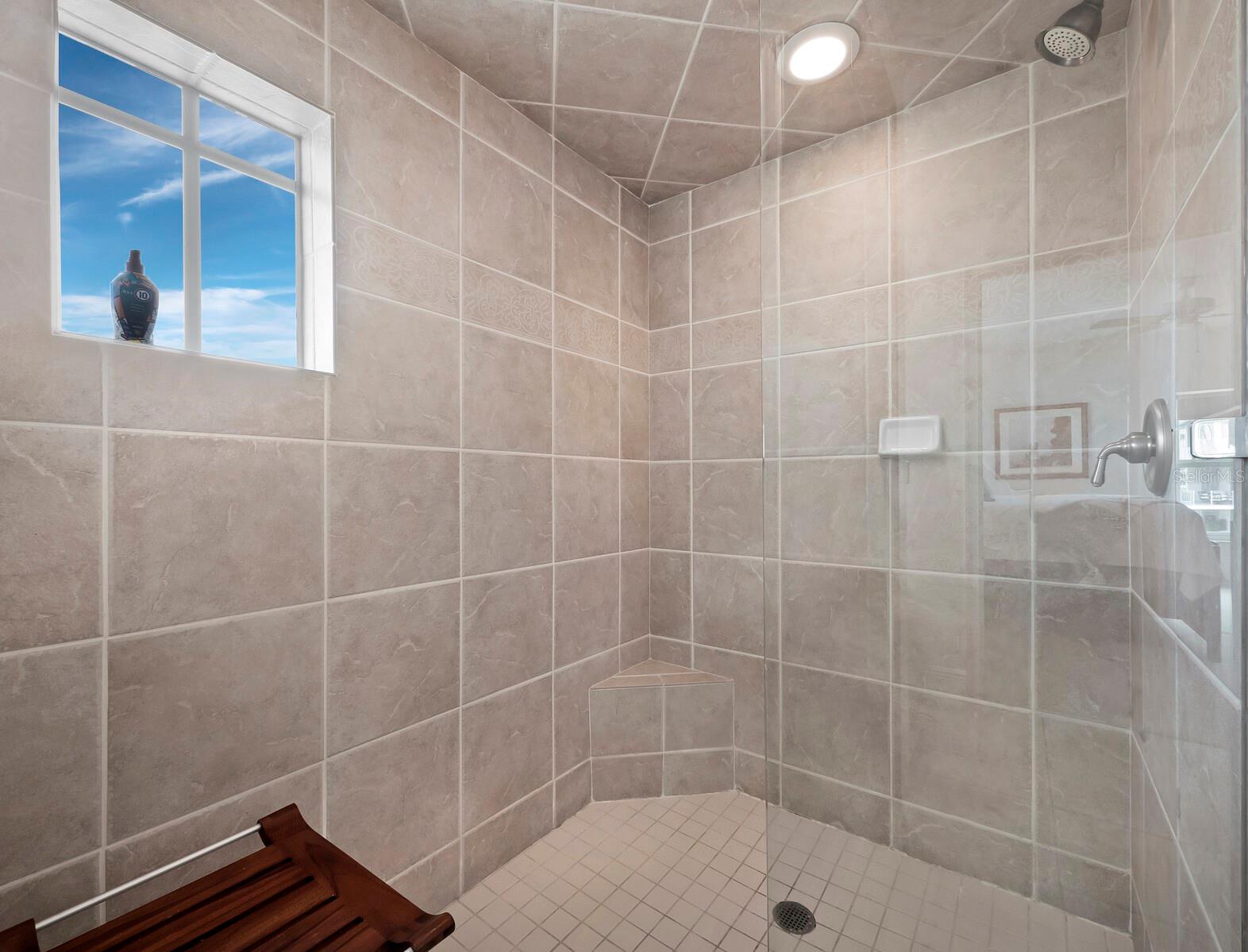 650 GOLDEN GATE PT #401, SARASOTA, FL — photo 21
