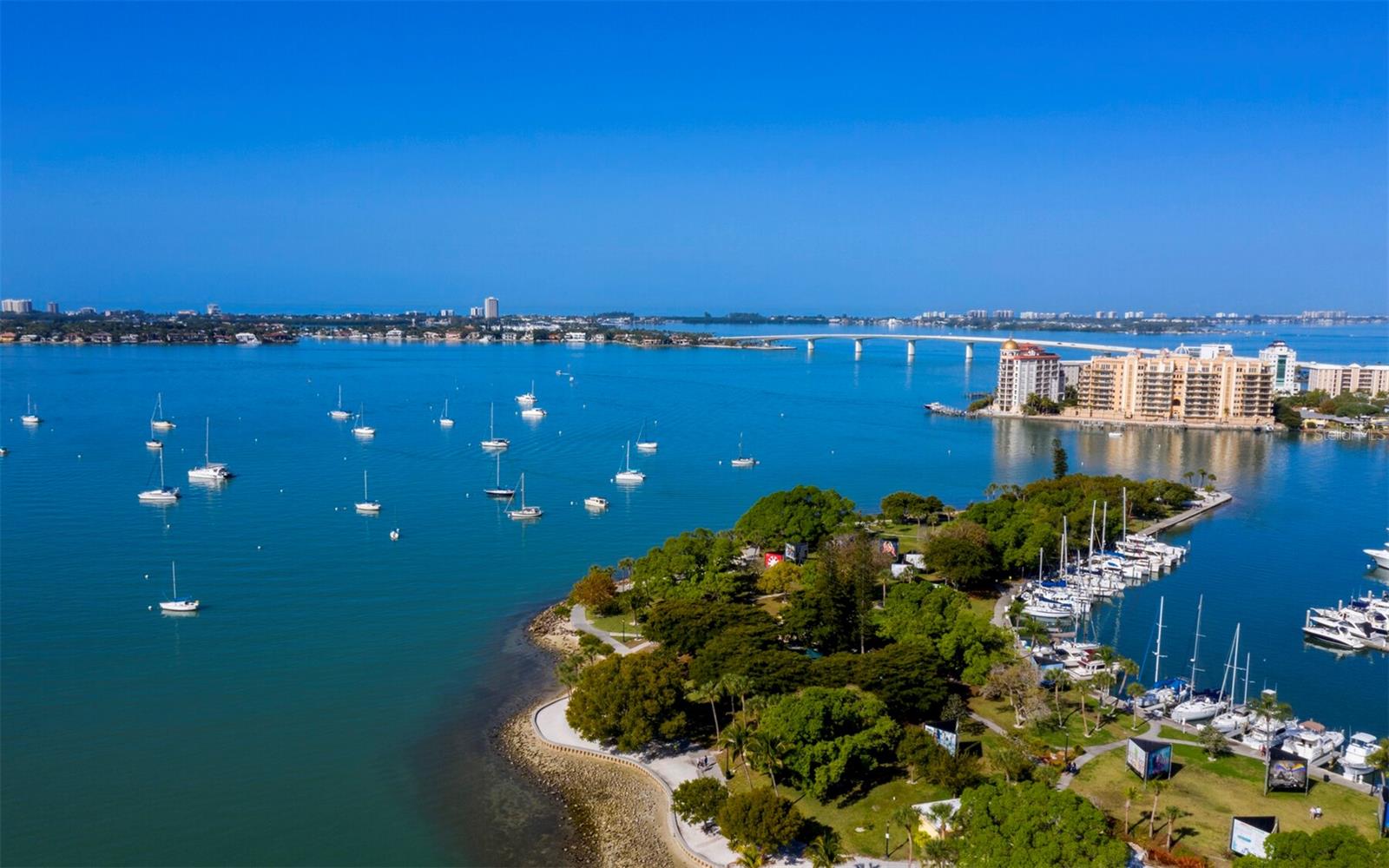 650 GOLDEN GATE PT #401, SARASOTA, FL — photo 42