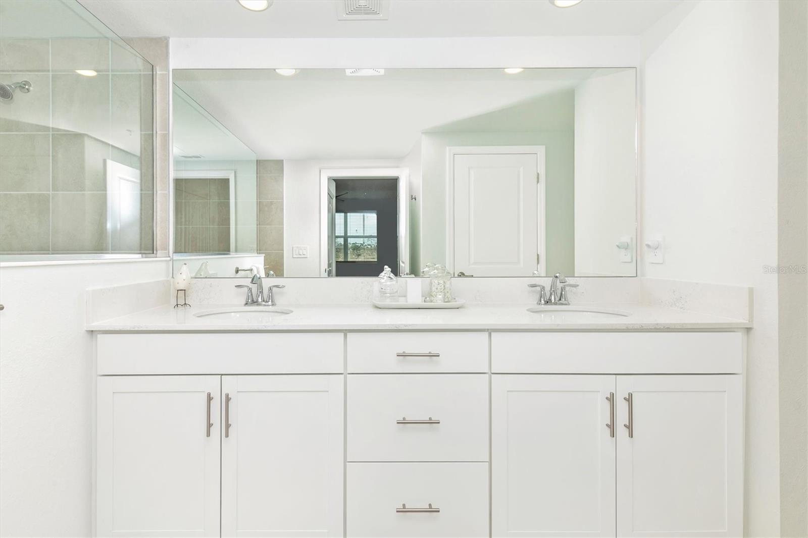 12685 RADIANCE CT #102, VENICE, FL — photo 23