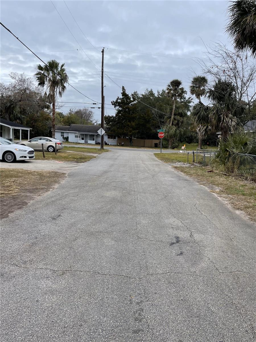E SPRUCE ST, DAYTONA BEACH, FL — photo 3