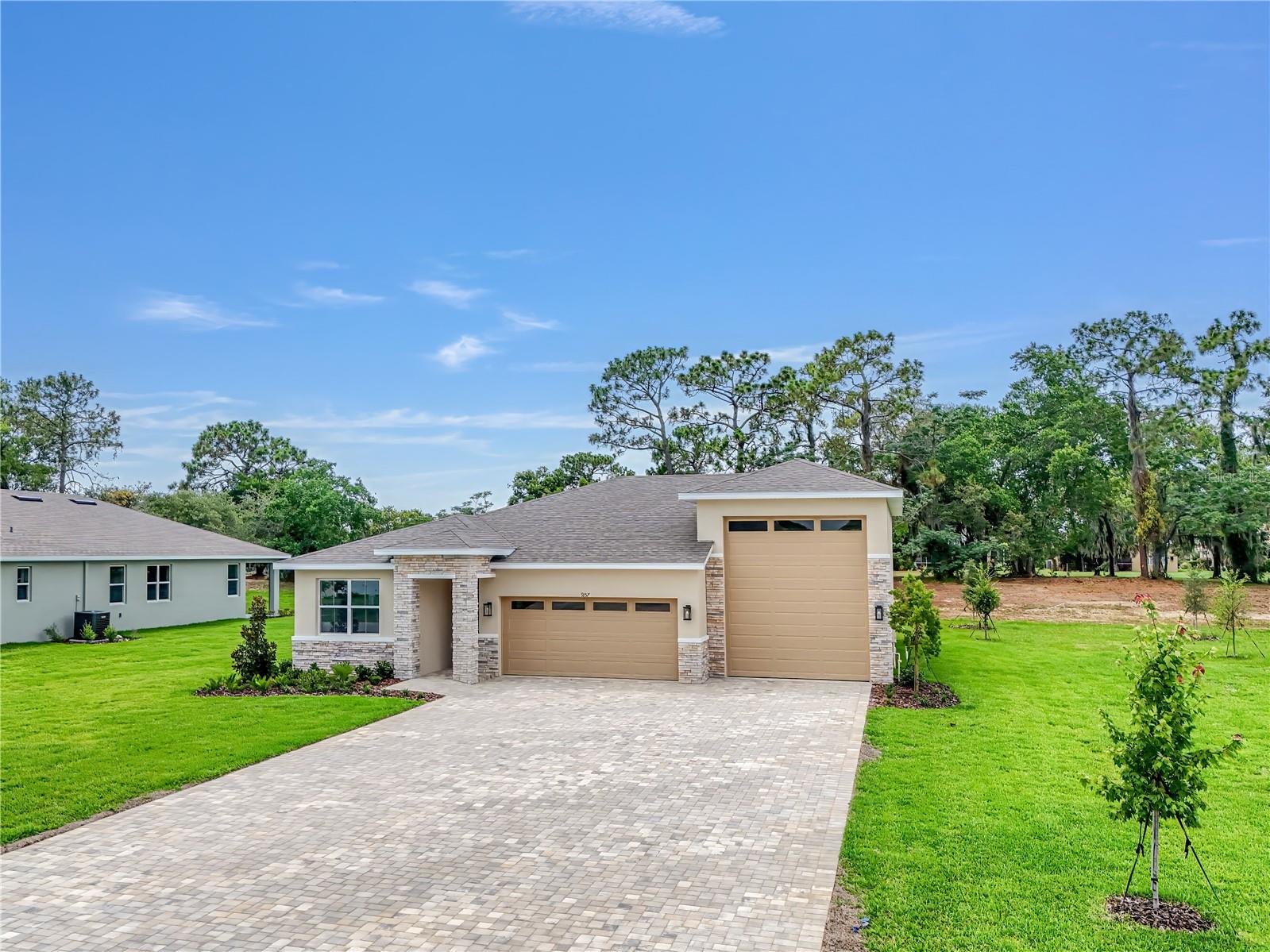 9157 PLAYERS DR, WEEKI WACHEE, FL — photo 2
