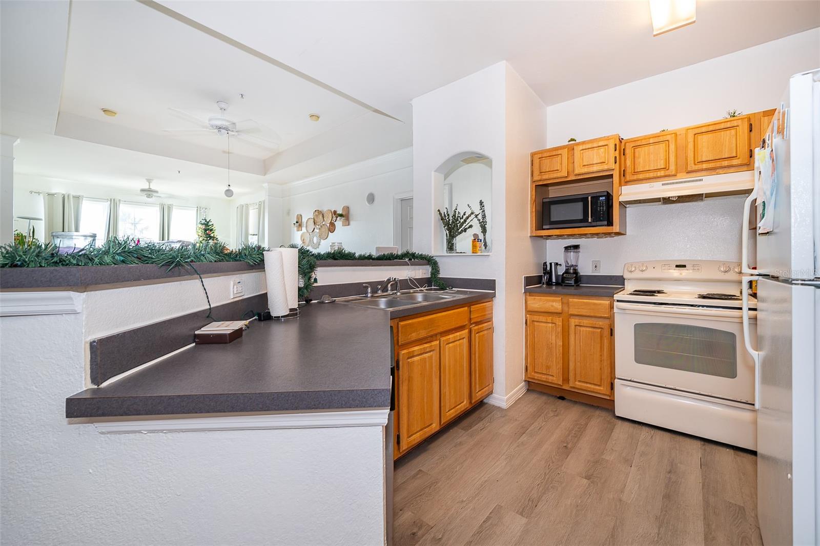 6413 ASTOR VILLAGE AVE #305, ORLANDO, FL — photo 10