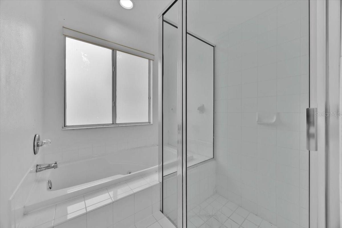 352 CARIBBEAN DR #Main, DAVENPORT, FL — photo 10