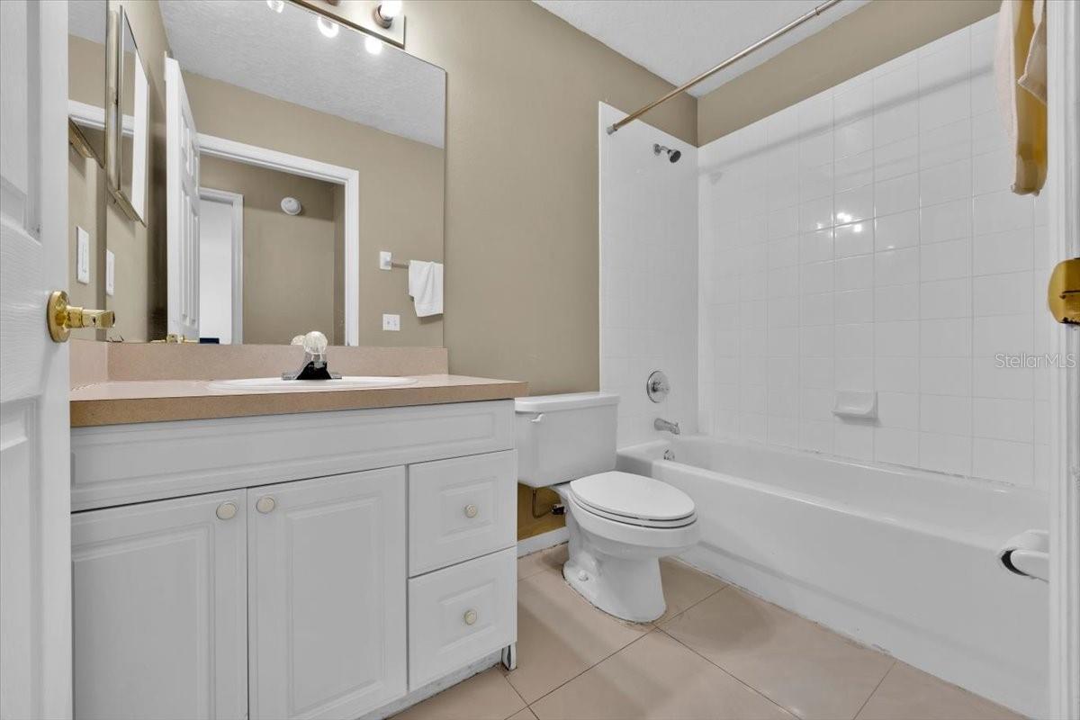 352 CARIBBEAN DR #Front, DAVENPORT, FL — photo 3