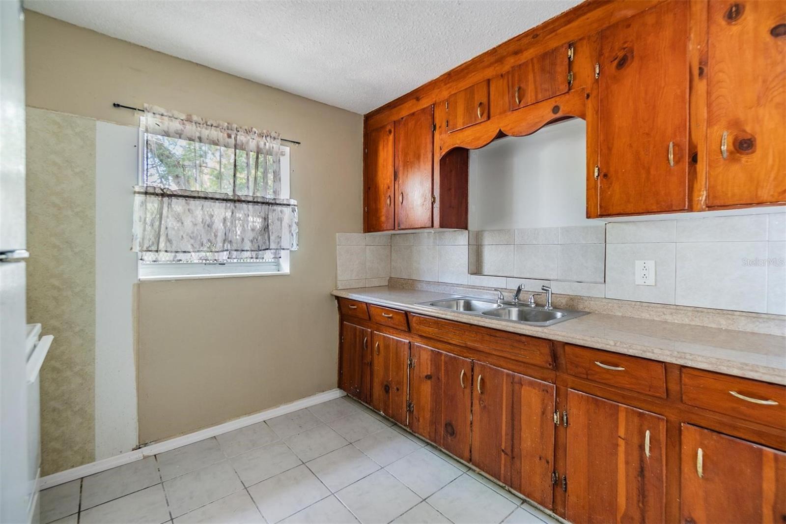 5130 DR MARTIN LUTHER KING JR ST S, ST PETERSBURG, FL — photo 15
