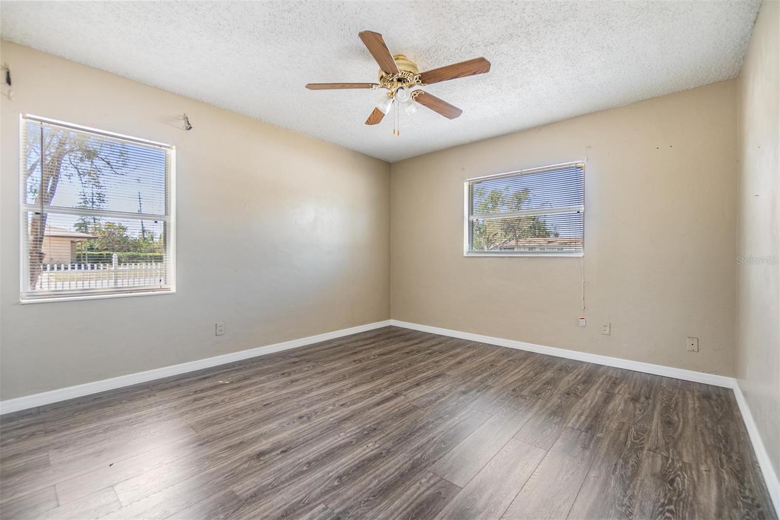 5130 DR MARTIN LUTHER KING JR ST S, ST PETERSBURG, FL — photo 18