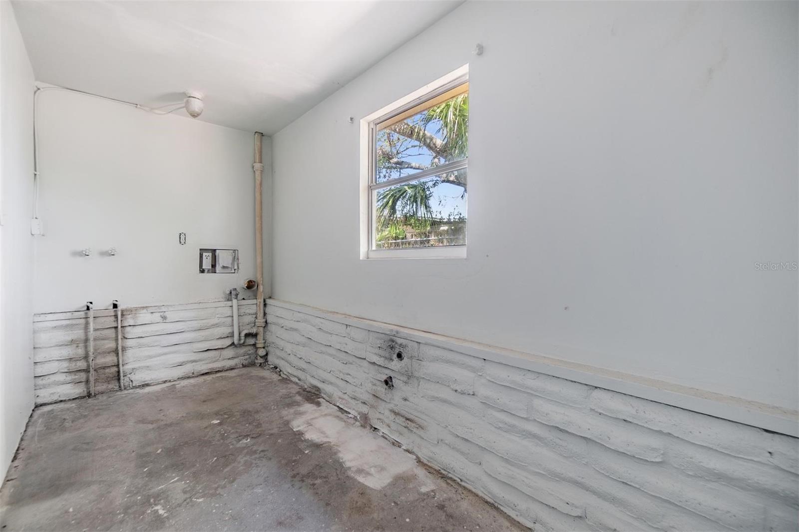 5130 DR MARTIN LUTHER KING JR ST S, ST PETERSBURG, FL — photo 27