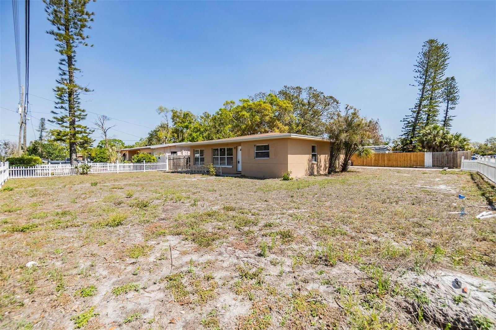 5130 DR MARTIN LUTHER KING JR ST S, ST PETERSBURG, FL — photo 42
