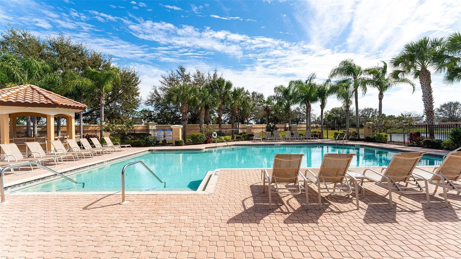 8115 MIRAMAR WAY #202, LAKEWOOD RANCH, FL — photo 38