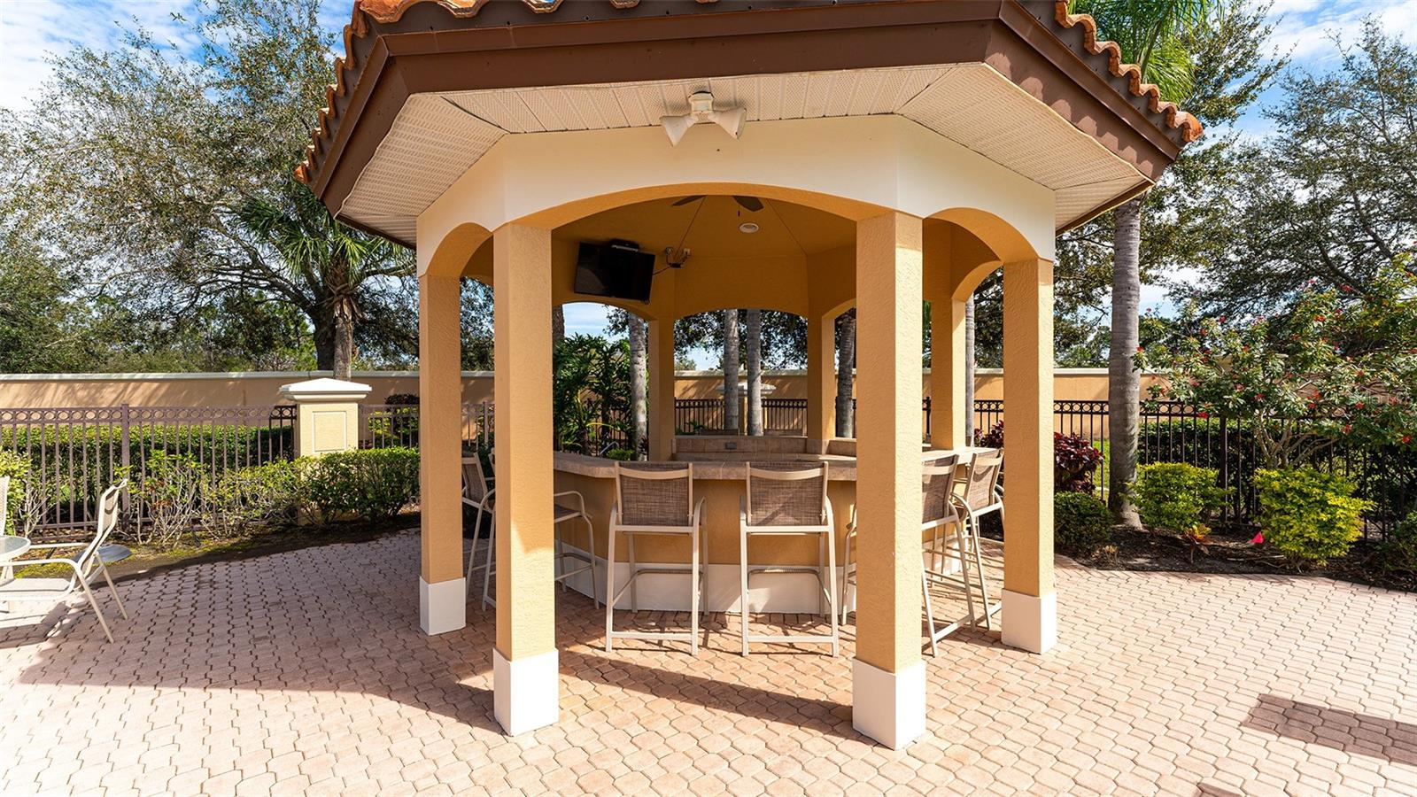 8115 MIRAMAR WAY #202, LAKEWOOD RANCH, FL — photo 43