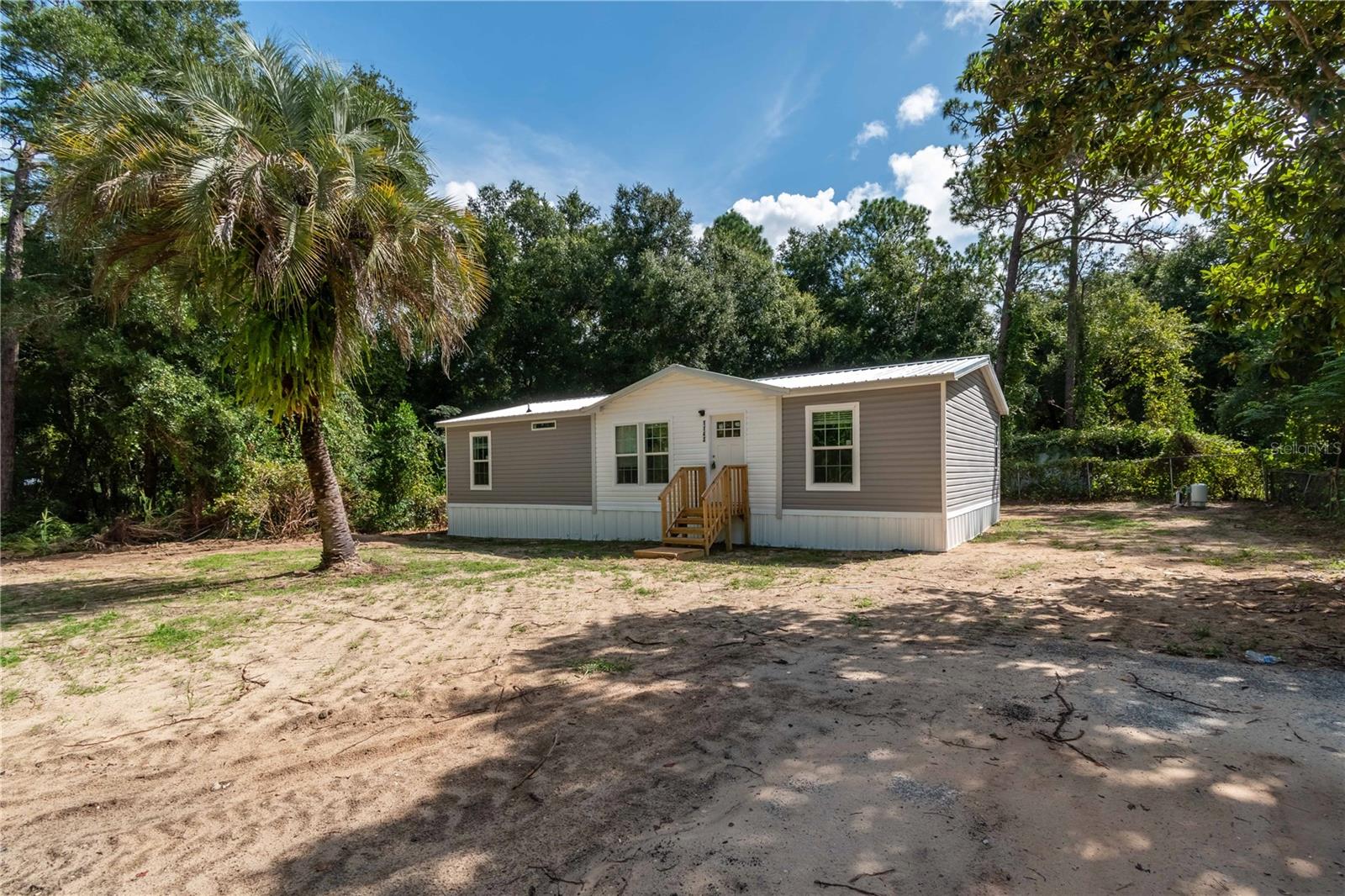 1143 SE 159TH CT, SILVER SPRINGS, FL — photo 2
