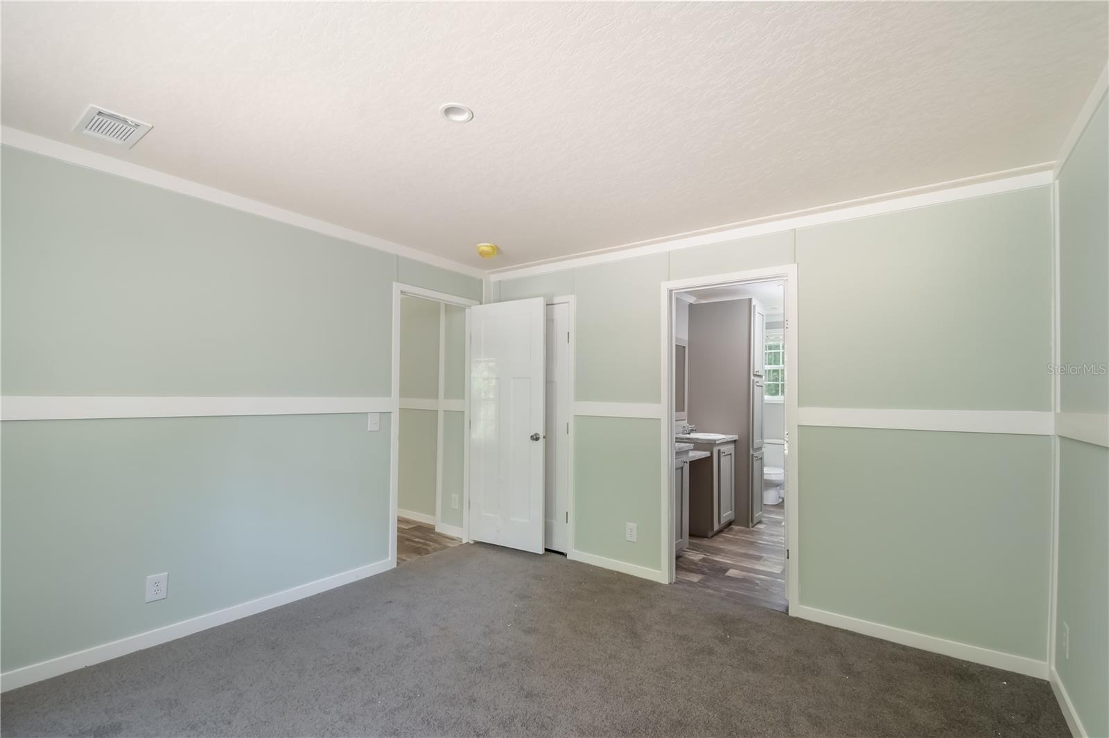 1143 SE 159TH CT, SILVER SPRINGS, FL — photo 8