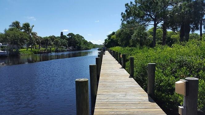 10081 CREEKSIDE DR, PLACIDA, FL