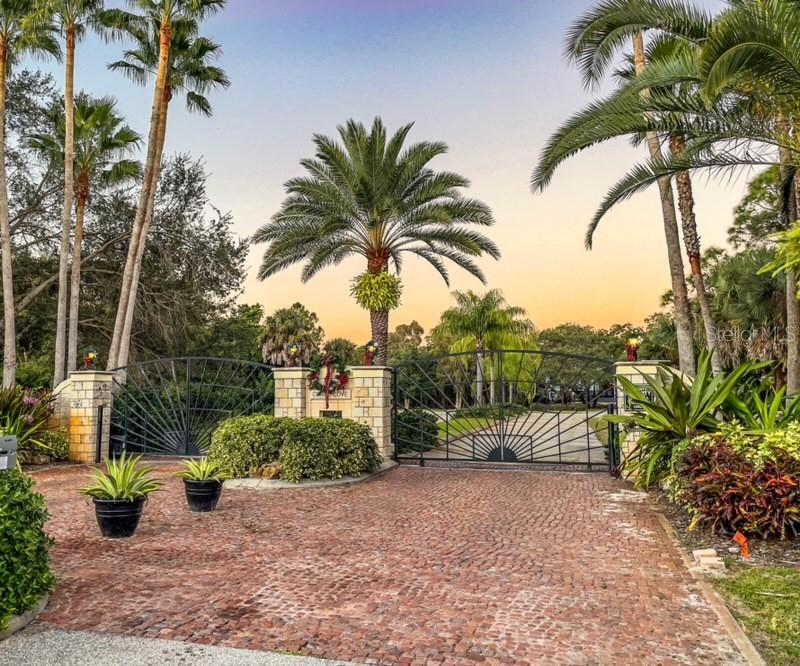 10081 CREEKSIDE DR, PLACIDA, FL — photo 2