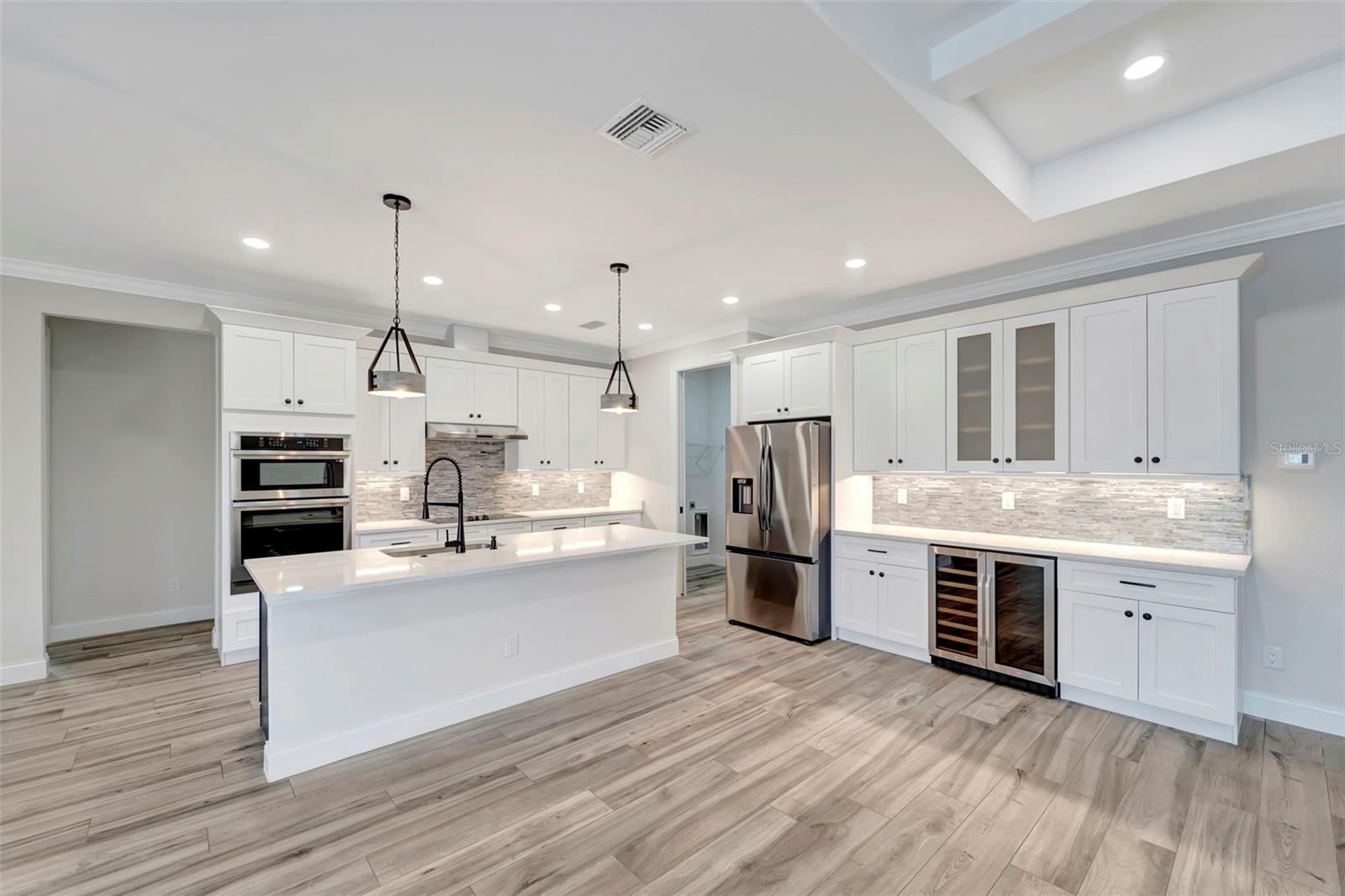 10508 MCALESTER CIR, PORT CHARLOTTE, FL — photo 14