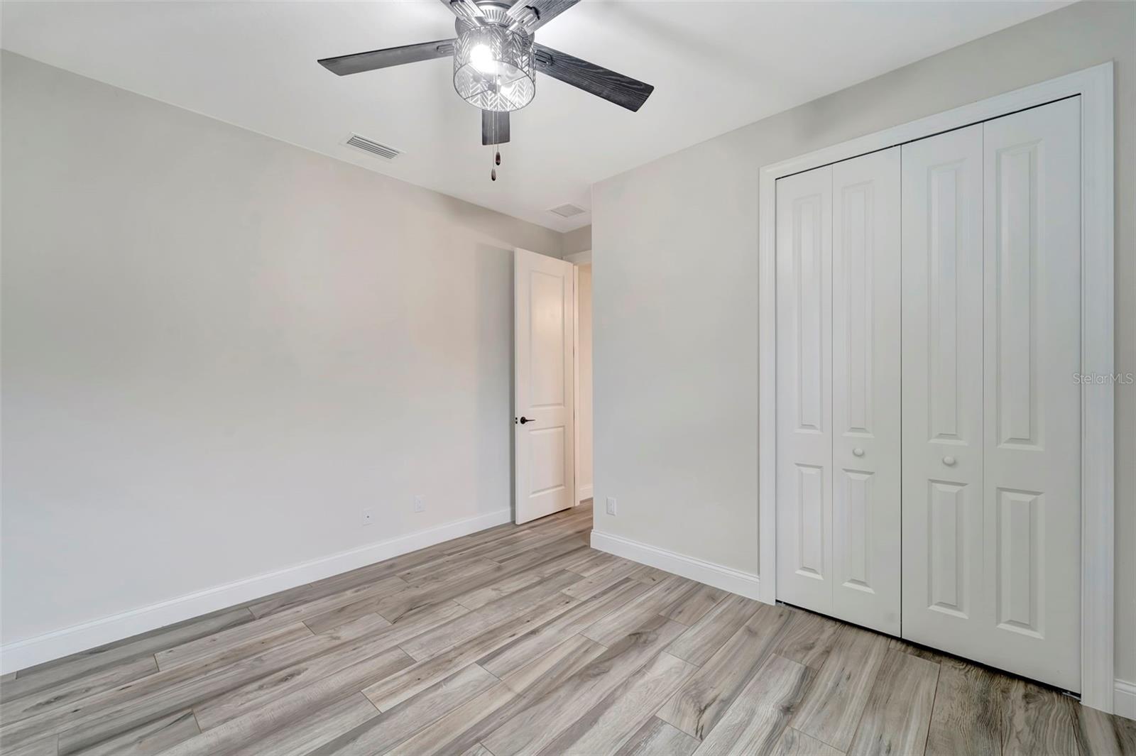 10508 MCALESTER CIR, PORT CHARLOTTE, FL — photo 35
