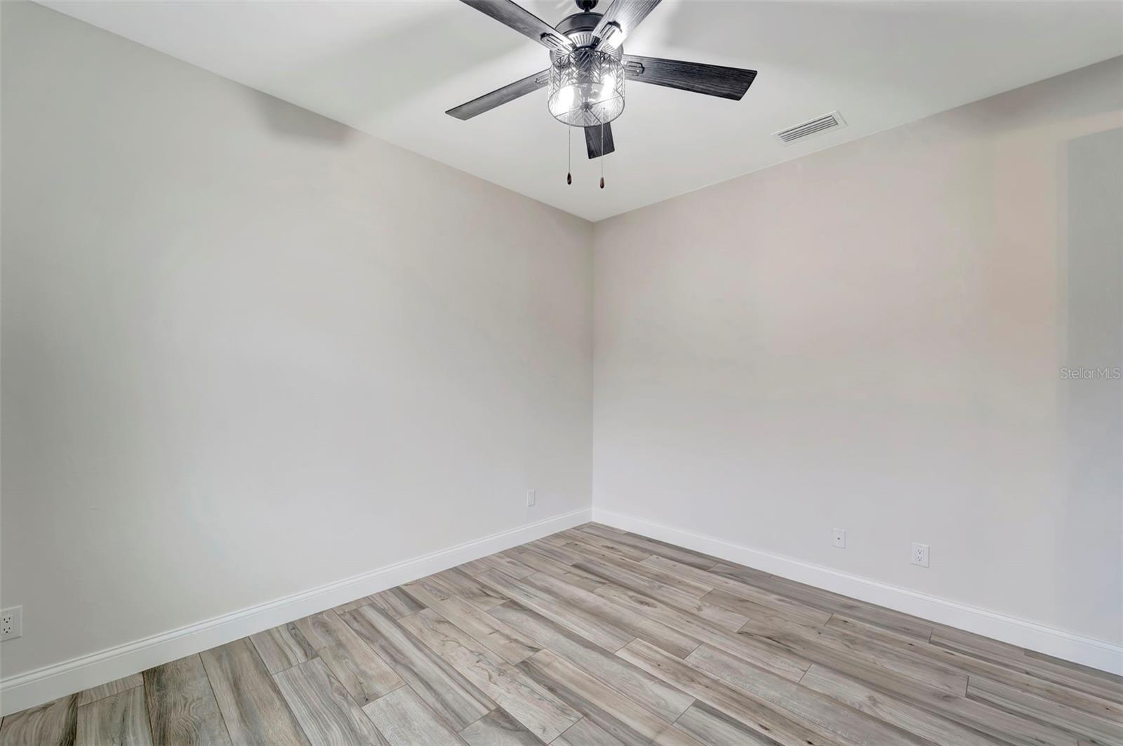 10508 MCALESTER CIR, PORT CHARLOTTE, FL — photo 36