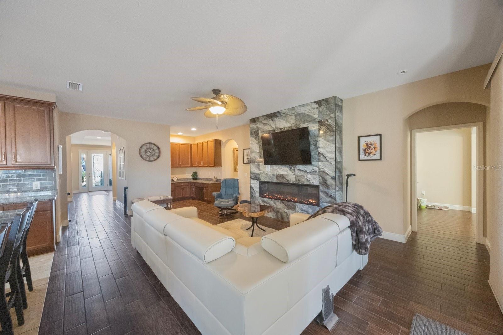 2564 GRAND CYPRESS BLVD, PALM HARBOR, FL — photo 15
