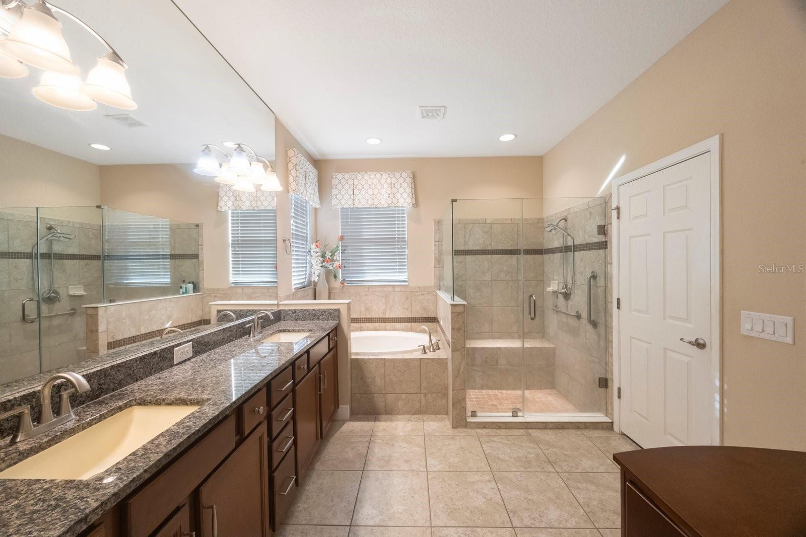 2564 GRAND CYPRESS BLVD, PALM HARBOR, FL — photo 33
