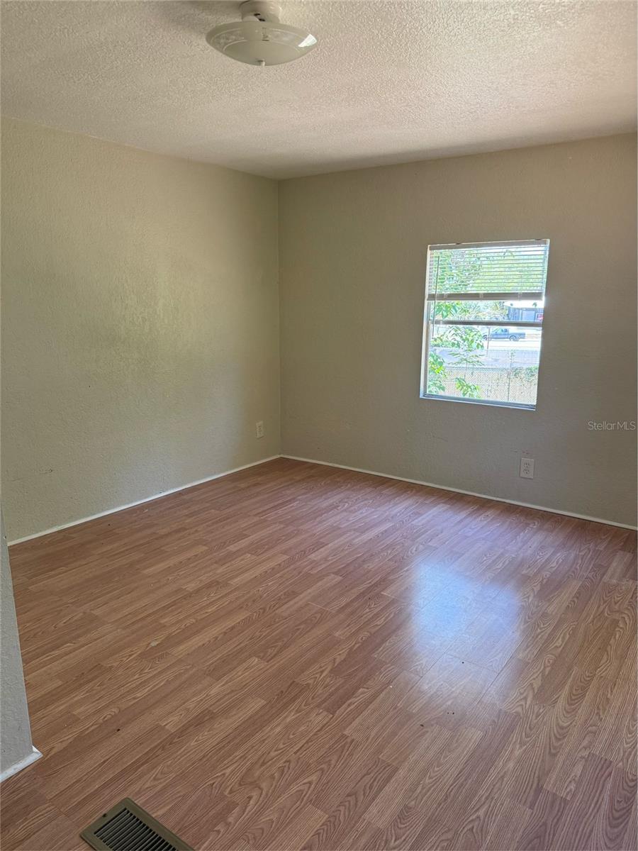 2107 HIALEAH AVE, LEESBURG, FL — photo 22