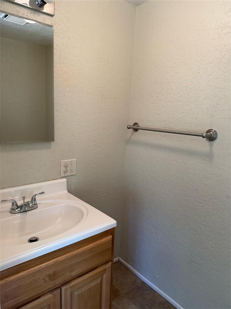 2107 HIALEAH AVE, LEESBURG, FL — photo 23