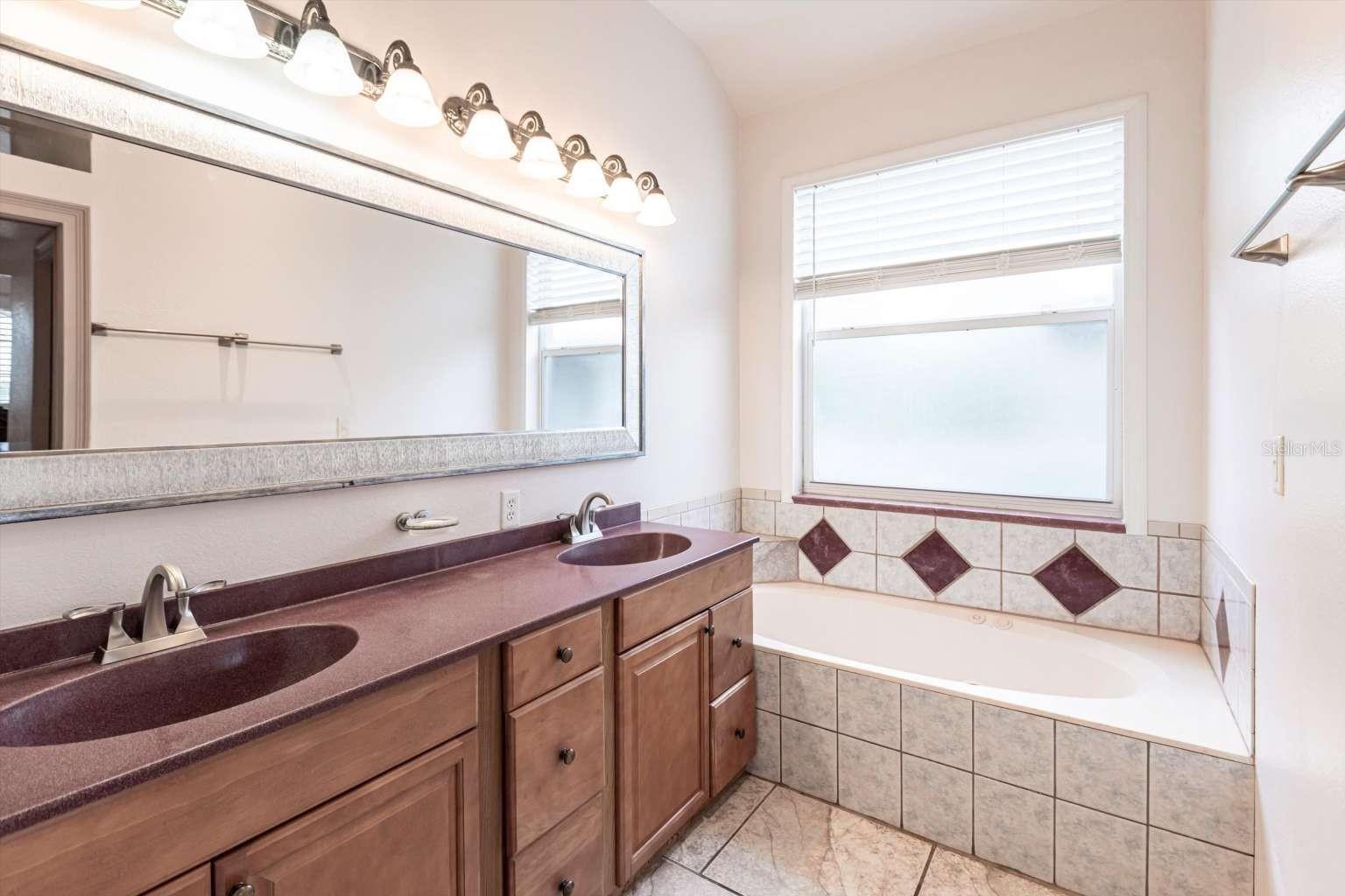 3391 KNOX TER, PORT CHARLOTTE, FL — photo 24