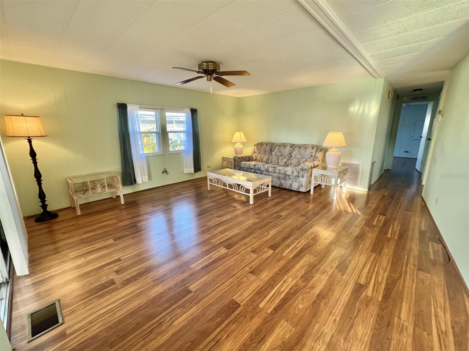 169 BOUGAINVILLEA DR, LEESBURG, FL — photo 31