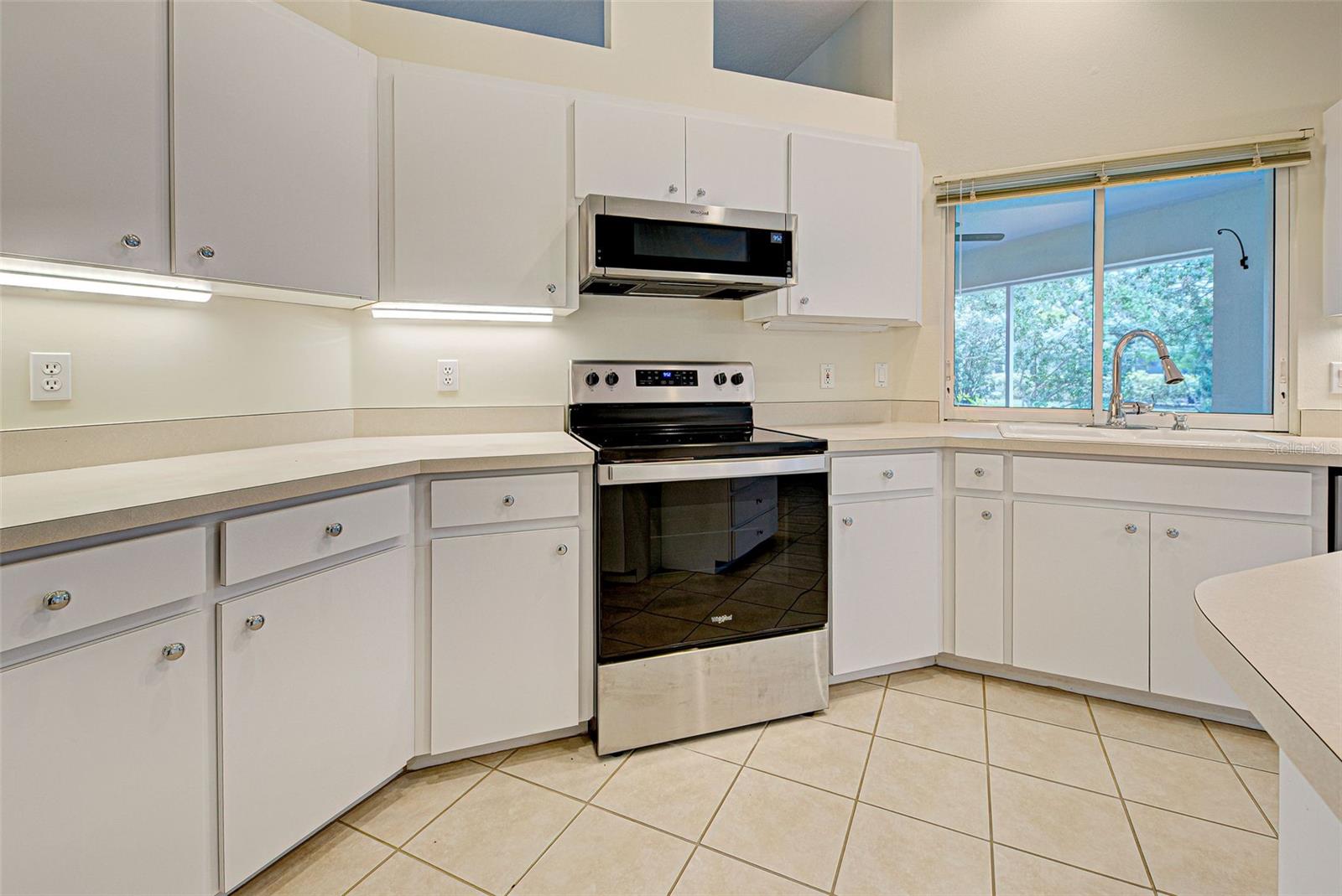 339 MEADOW BEAUTY CT, VENICE, FL — photo 22