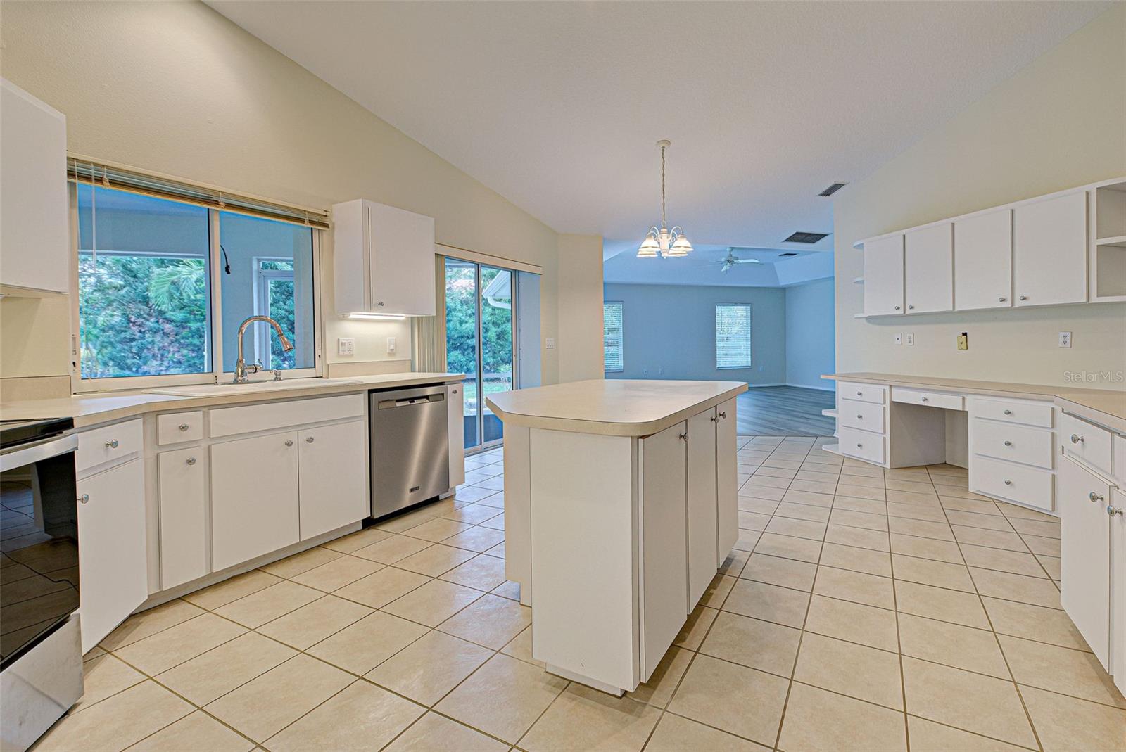 339 MEADOW BEAUTY CT, VENICE, FL — photo 24