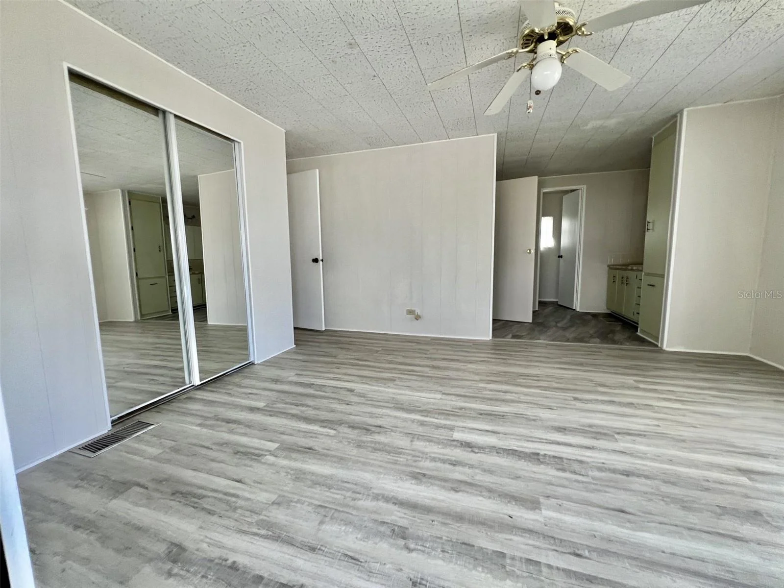 149 ROYAL PALM DR, LEESBURG, FL — photo 44