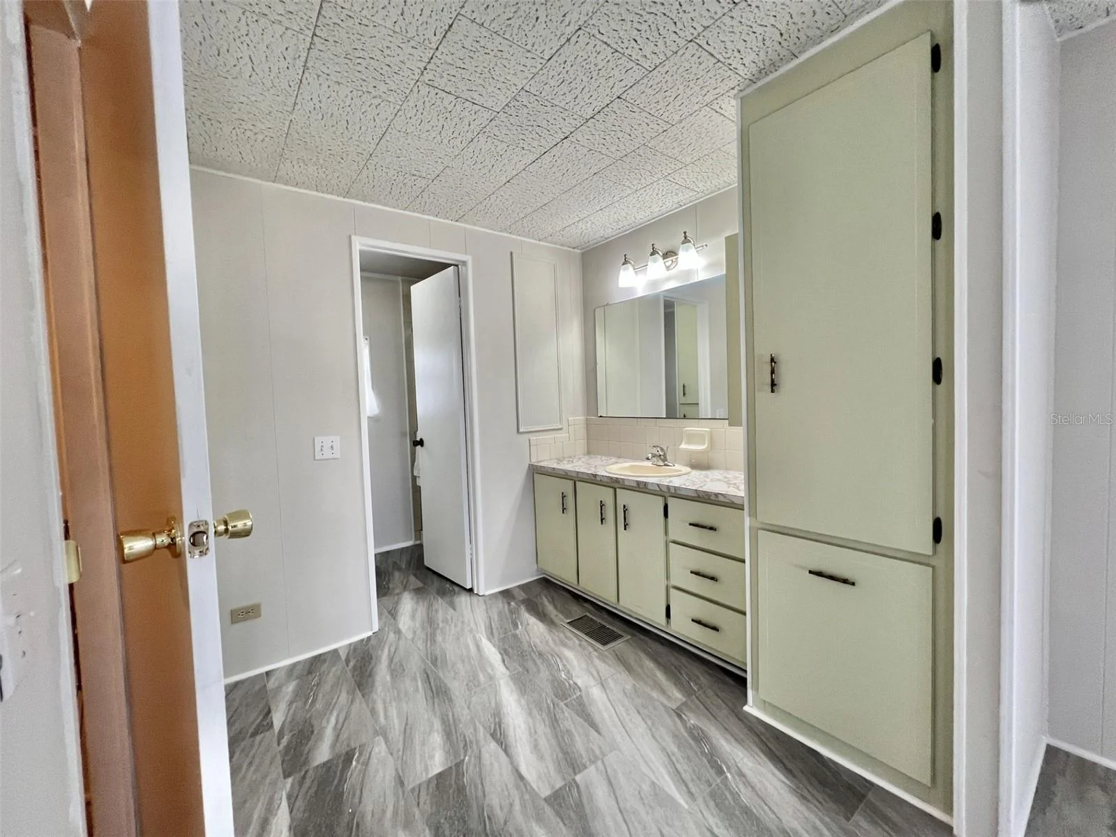 149 ROYAL PALM DR, LEESBURG, FL — photo 49