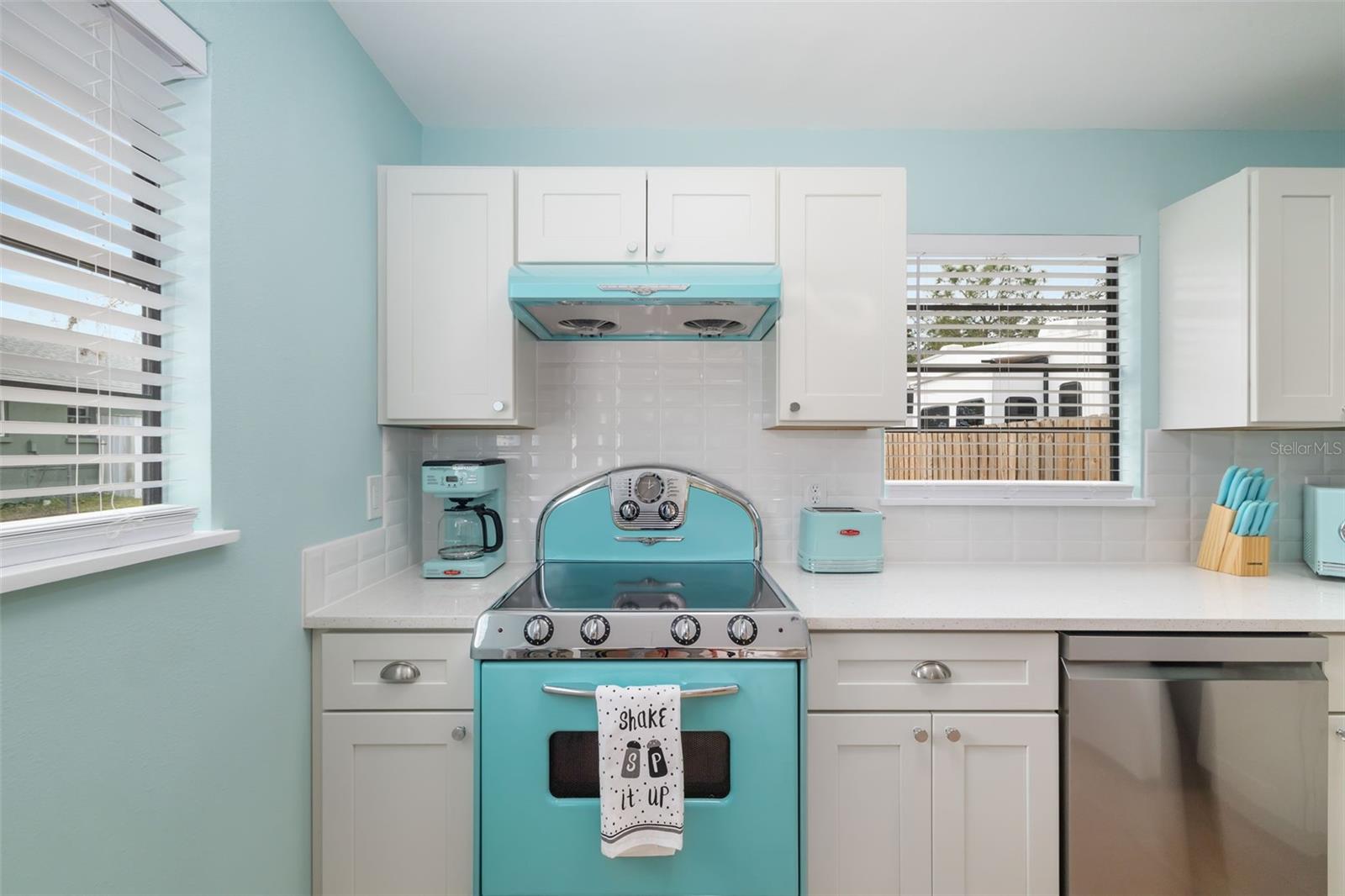 3200 TOBERO LN, SARASOTA, FL — photo 4