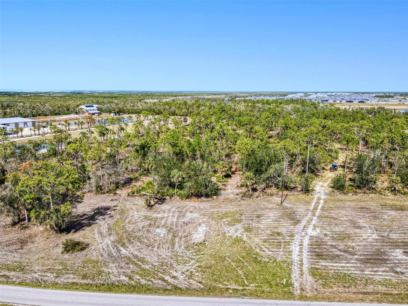 24552 YACHT CLUB BLVD, PUNTA GORDA, FL — photo 3