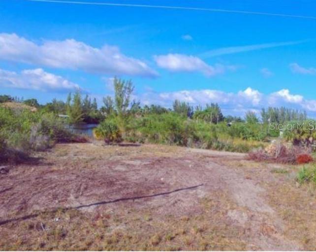 15642 APPLEWHITE CIR, PORT CHARLOTTE, FL — photo 4