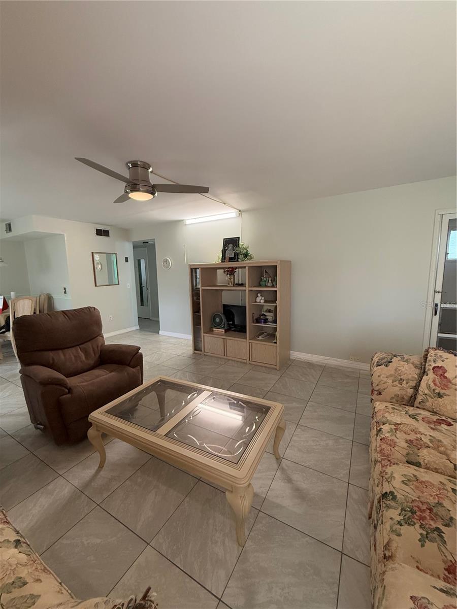 5895 18TH ST N #9, ST PETERSBURG, FL — photo 12