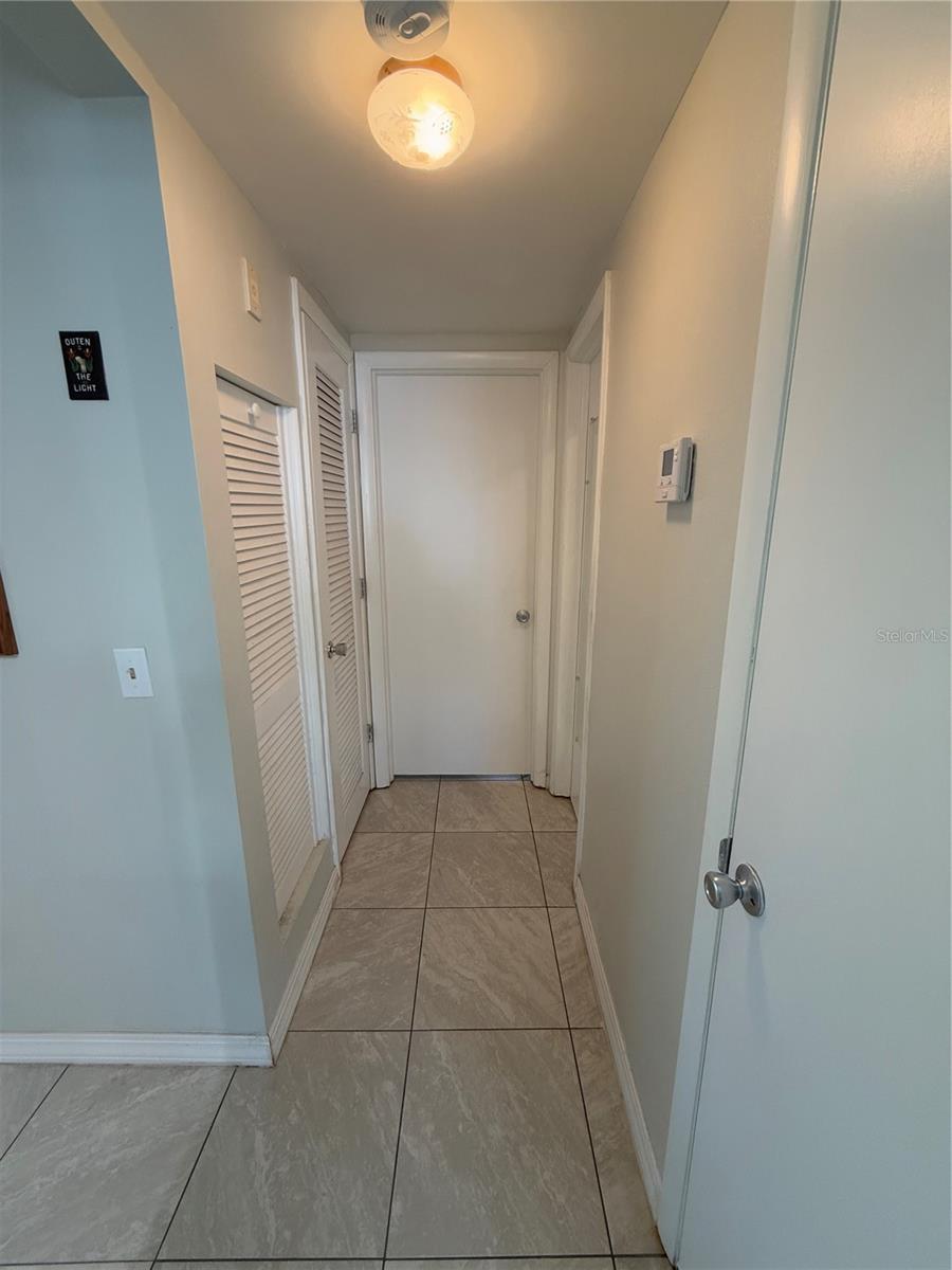 5895 18TH ST N #9, ST PETERSBURG, FL — photo 20