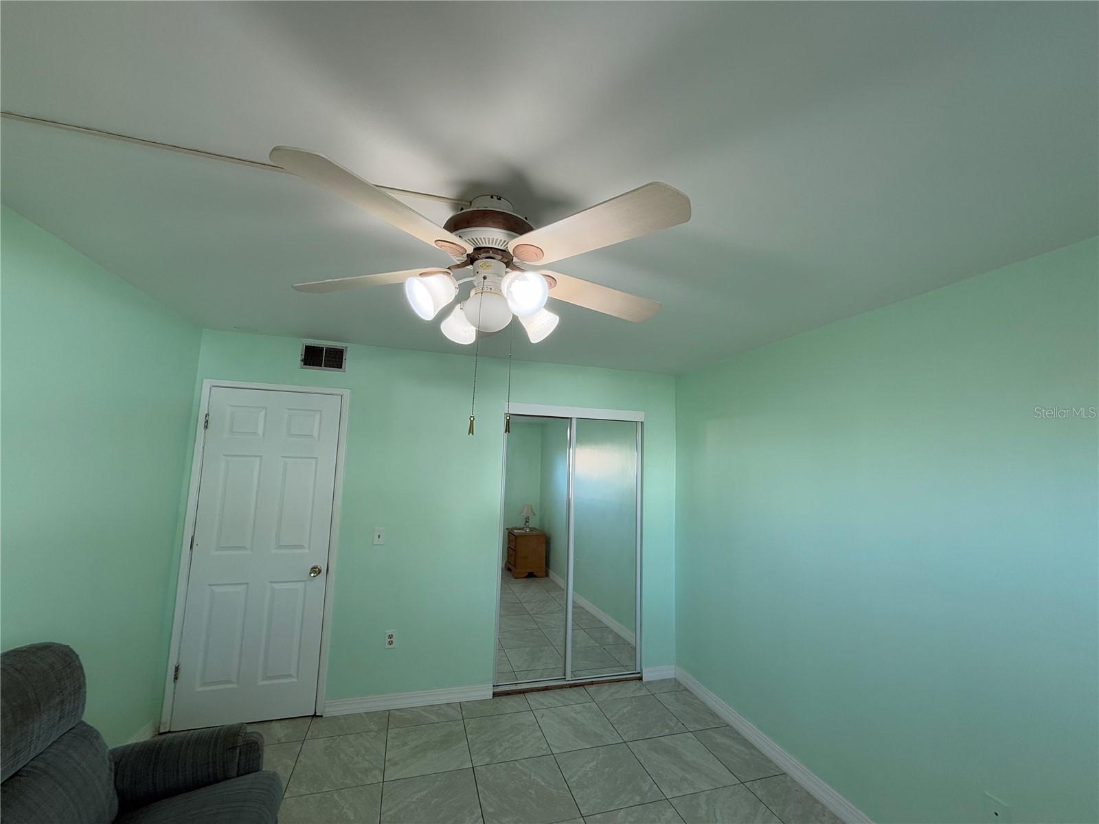 5895 18TH ST N #9, ST PETERSBURG, FL — photo 22