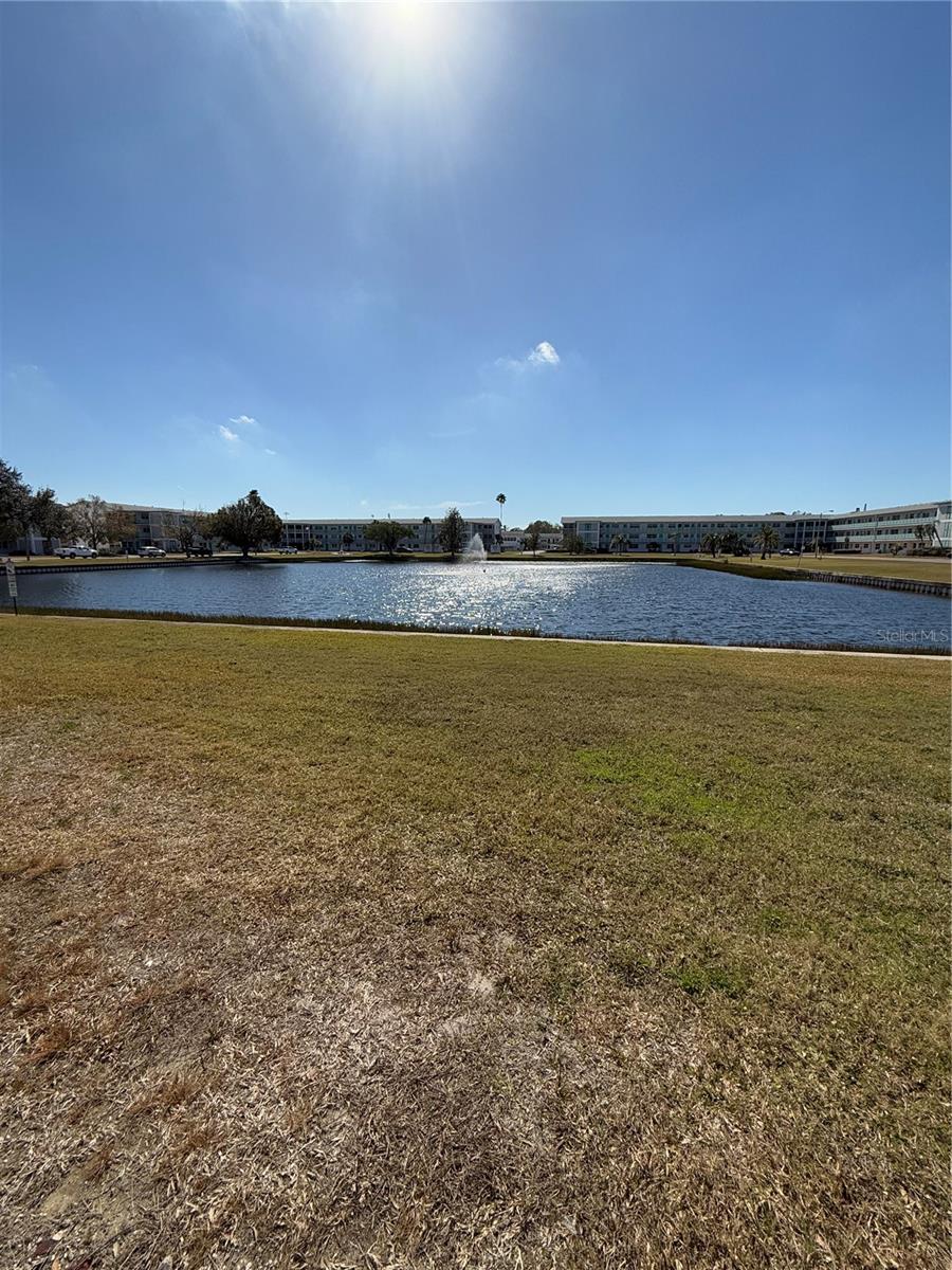 5895 18TH ST N #9, ST PETERSBURG, FL — photo 45