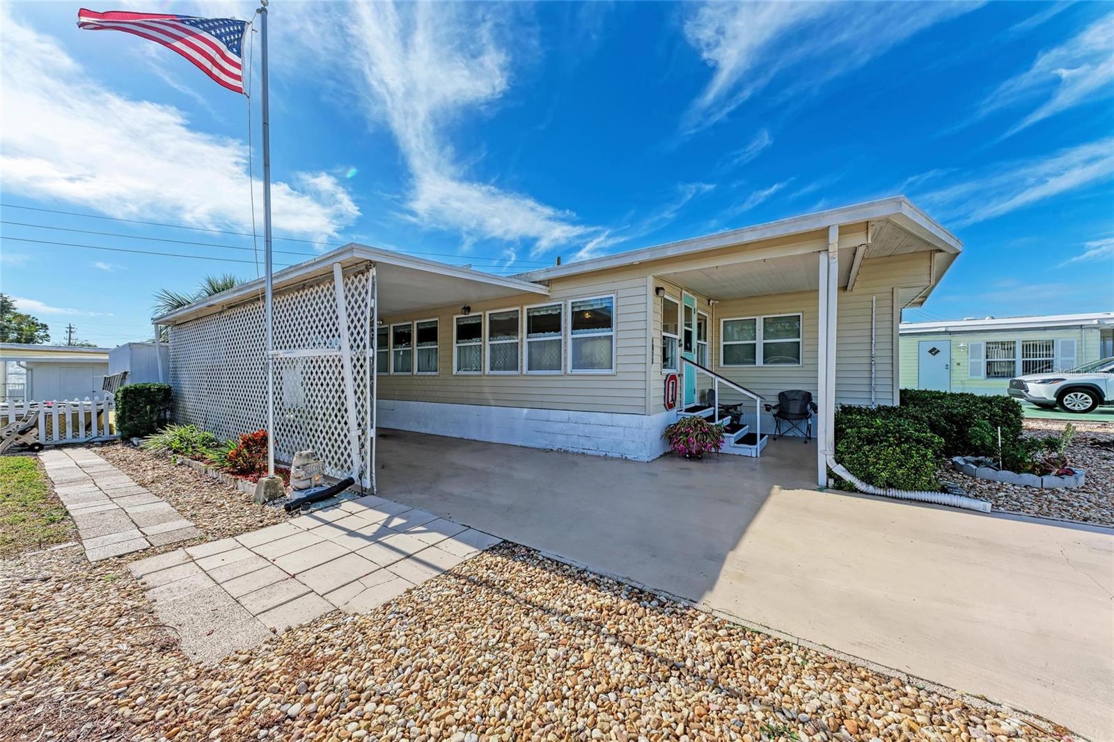 1610 IOWA AVE, BRADENTON, FL — photo 3