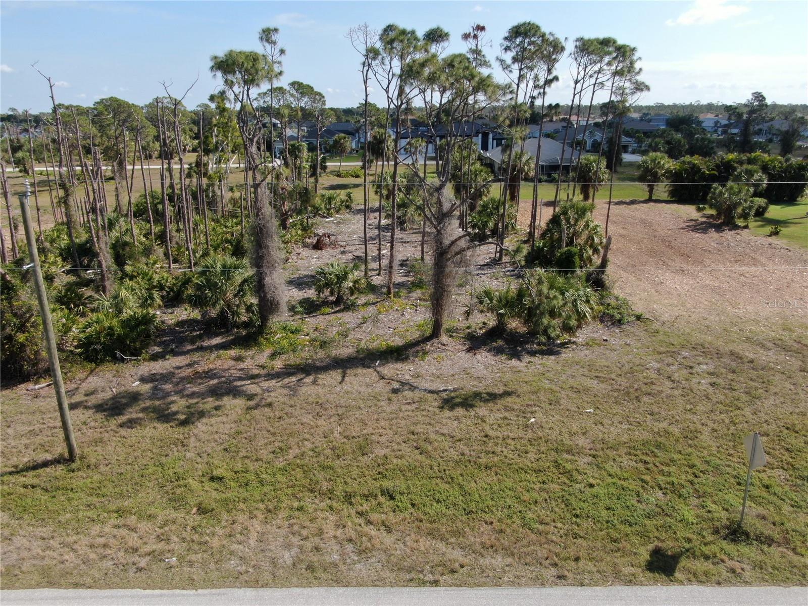 283 ROTONDA BLVD S, ROTONDA WEST, FL — photo 4