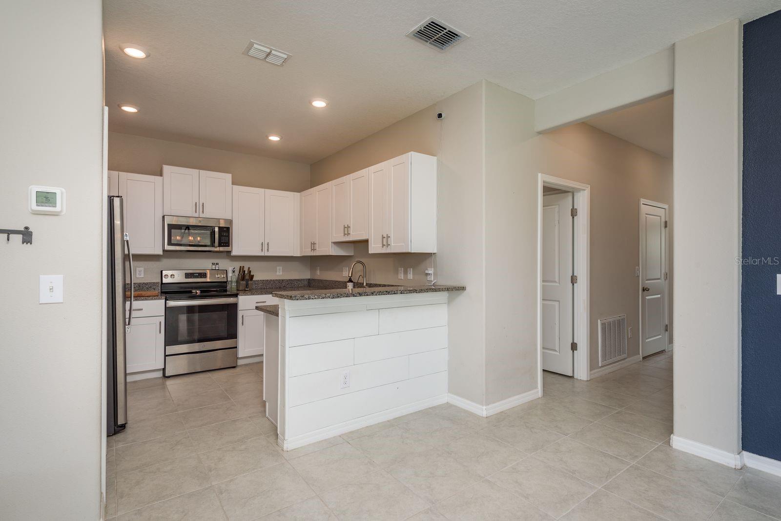 13387 CREST LAKE DR, HUDSON, FL — photo 11