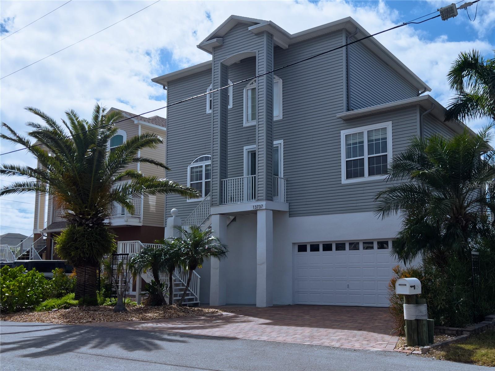 13737 VICTOR AVE, HUDSON, FL — photo 4