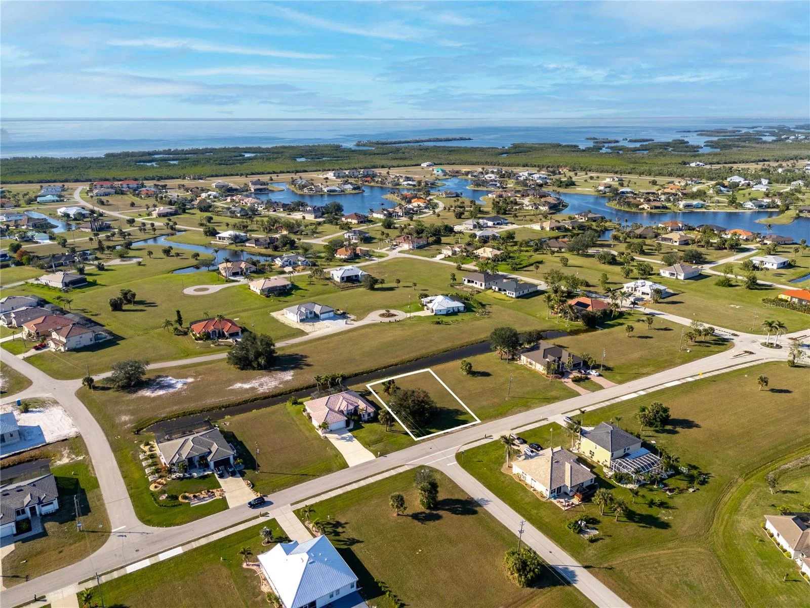 17277 CAPE HORN BLVD, PUNTA GORDA, FL — photo 9