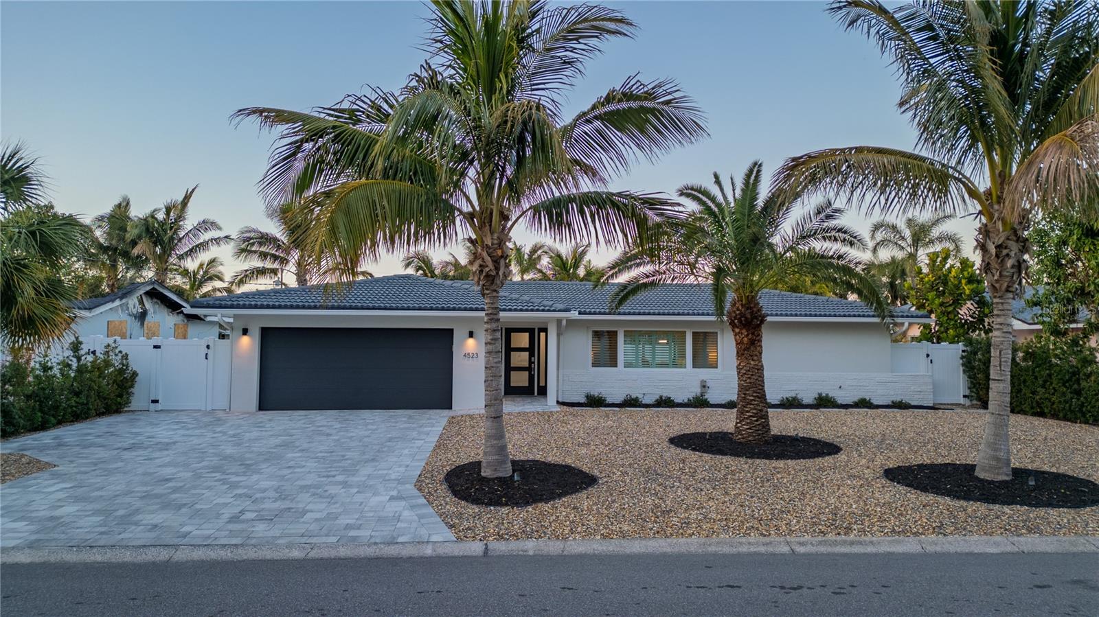4523 CLEARWATER HARBOR DR S, LARGO, FL — photo 2