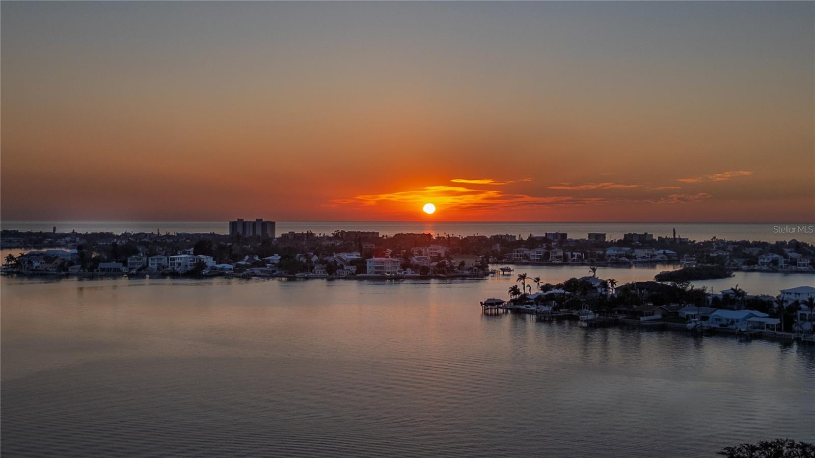 4523 CLEARWATER HARBOR DR S, LARGO, FL — photo 43