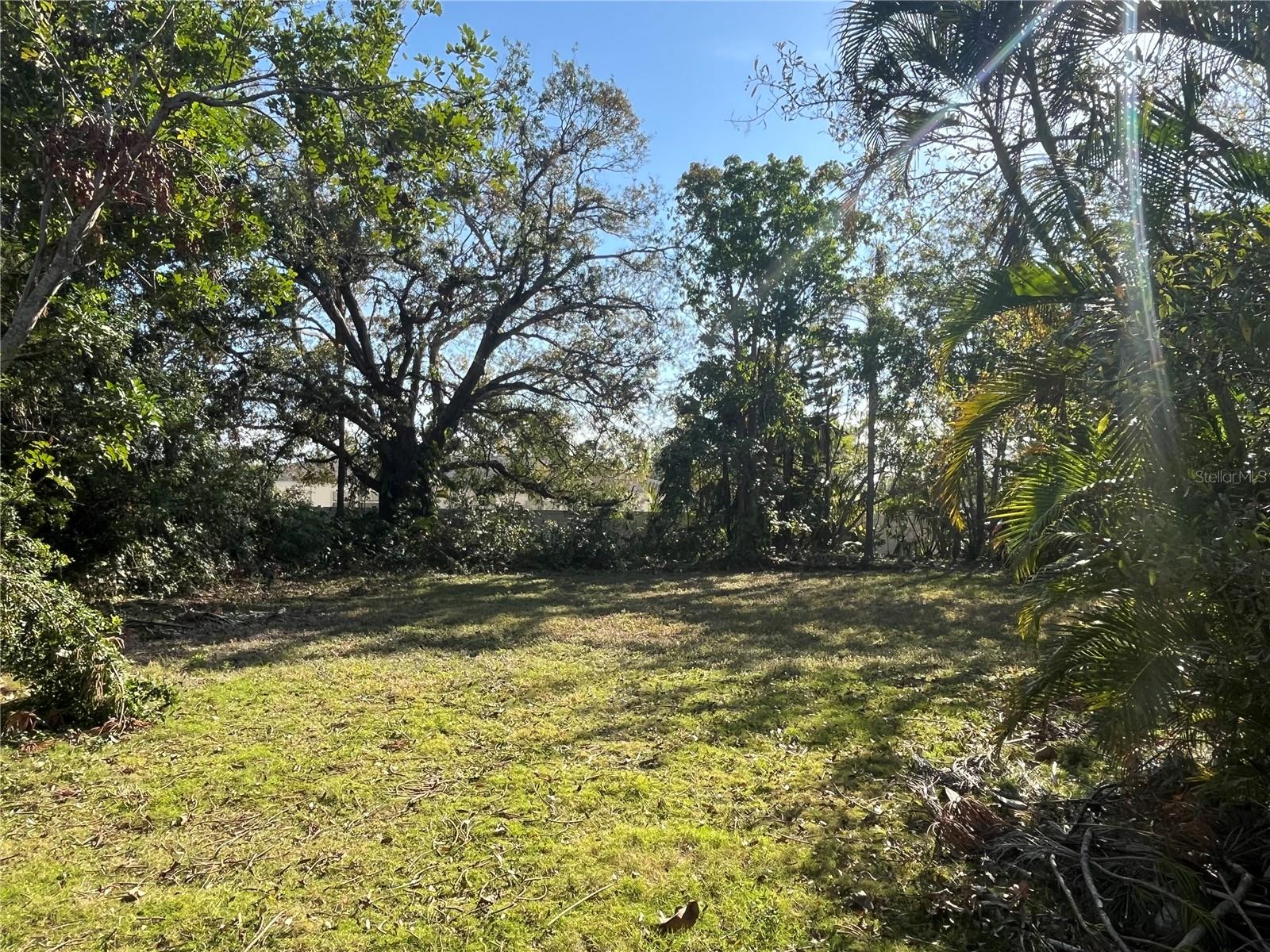 2450 RINGLING BLVD, SARASOTA, FL