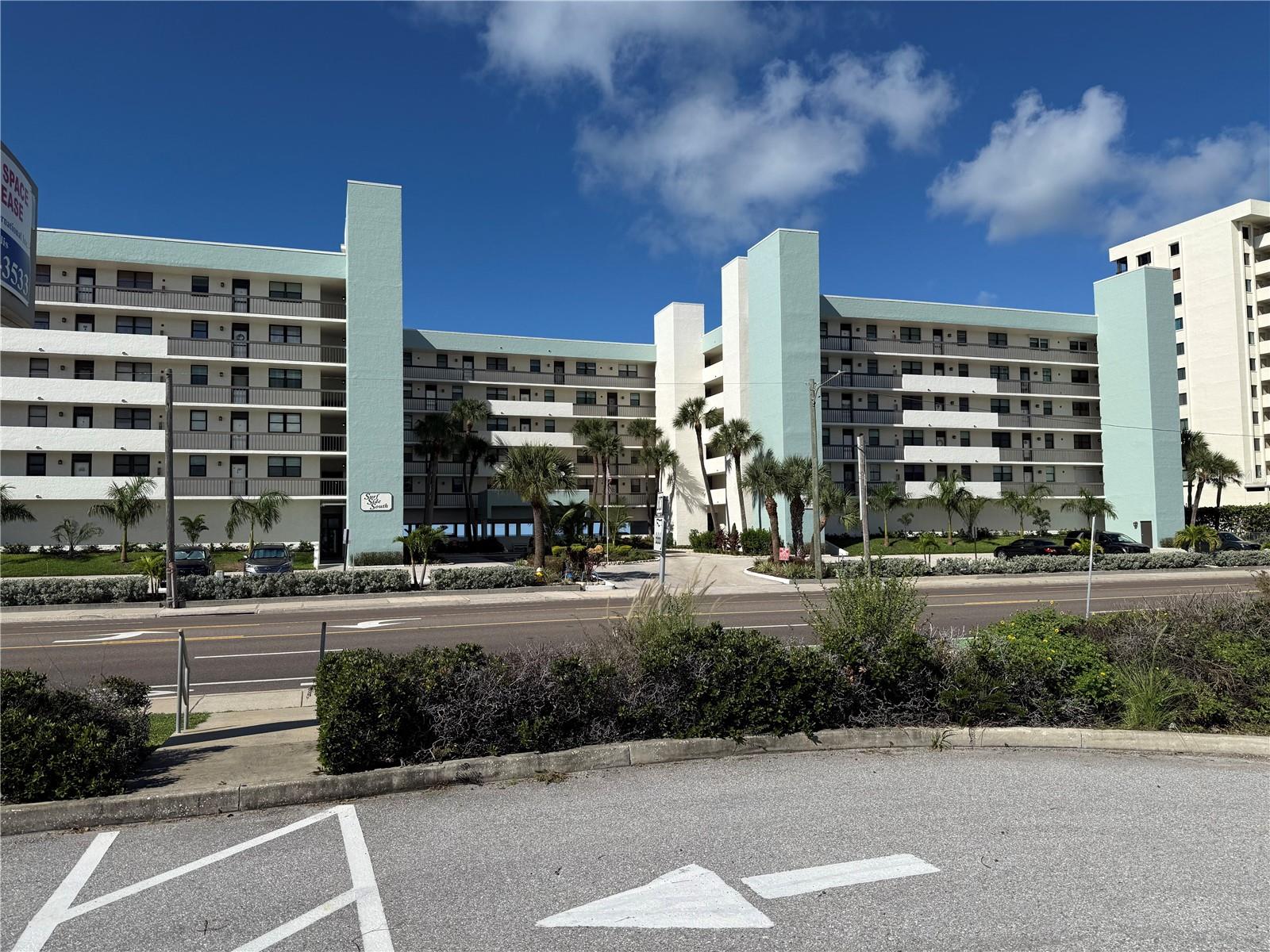 14900 GULF BLVD #113, MADEIRA BEACH, FL — photo 4