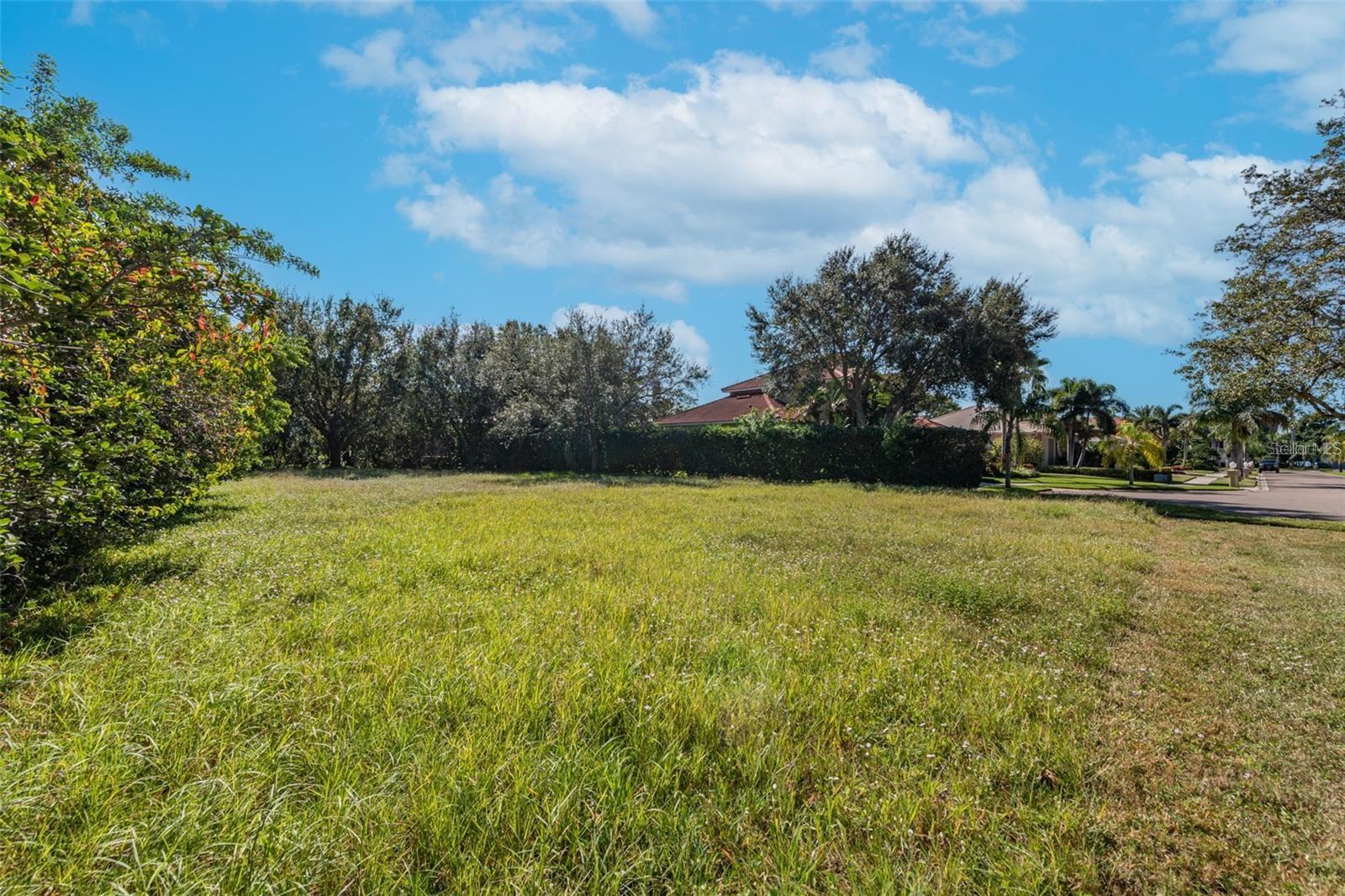 5913 LA ROSA LN, APOLLO BEACH, FL — photo 4